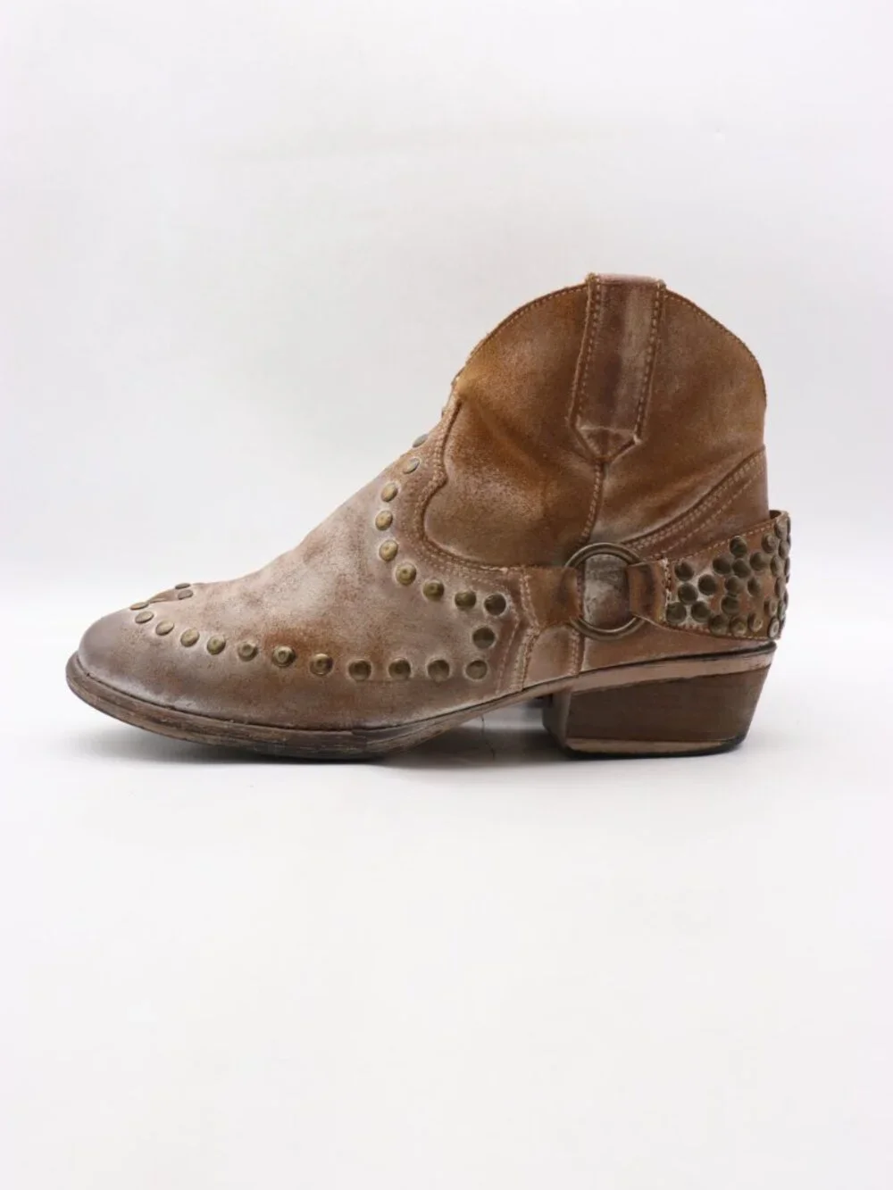 Circle G by Corral Women's 11 Brown Leather Harness and Studs Shortie Boot
